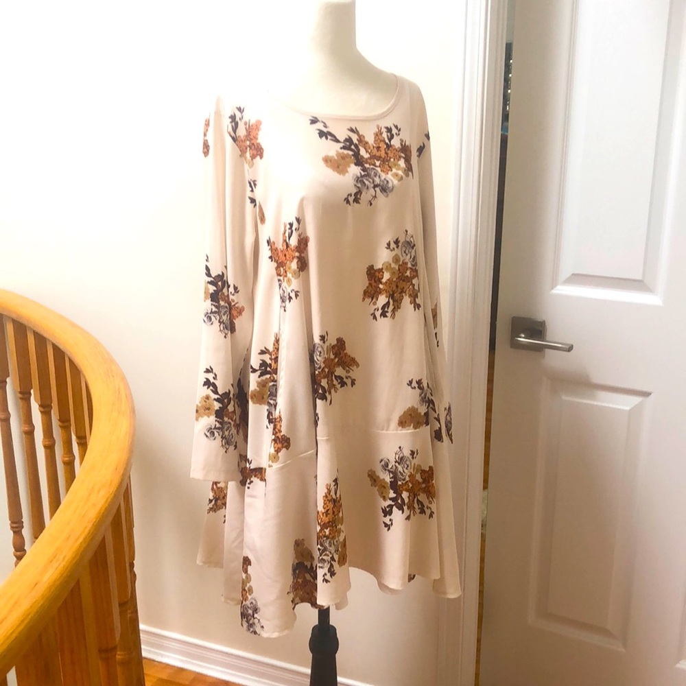 California Moon Dress - Excellent Condition